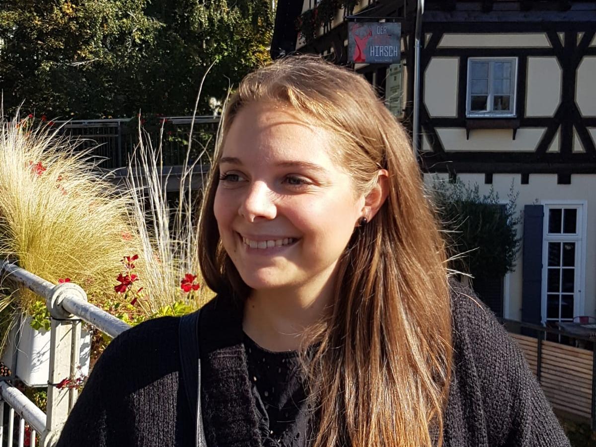 Porträt von Stefanie Frings